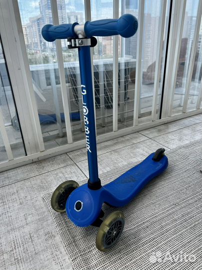 Самокат трехколесный globber