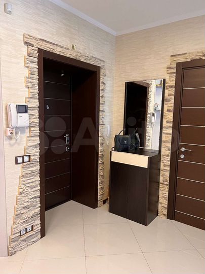 2-к. квартира, 72 м², 5/14 эт.