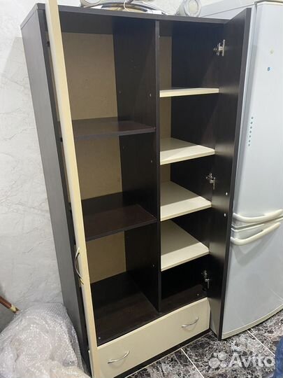 Шкаф
