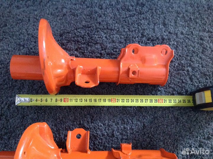 Для Хендай Гетц корпуса стоек передних пустые