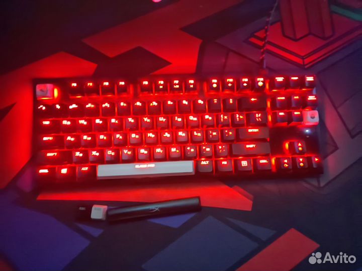 Игровая клавиатура hyperx