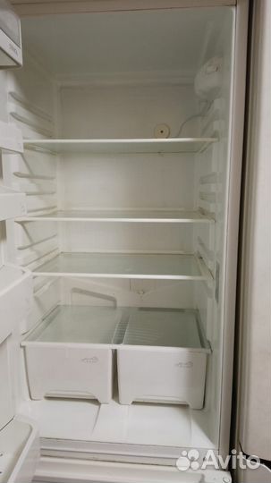 Холодильник бу stinol