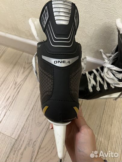 Хоккейные коньки bauer размер 38,5