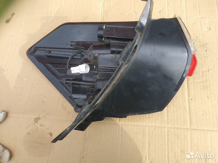 Фонарь левый Nissan X-Trail T32