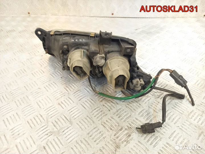 Фара правая Mazda 323 F BG3J51030 Хетчбэк