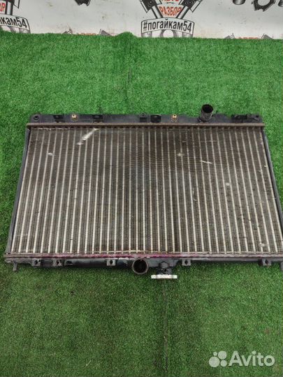 Радиатор охлаждения двигателя Mitsubishi Lancer
