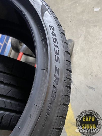 Pirelli P Zero PZ4 245/35 R19