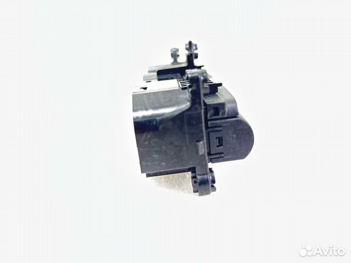 Блок кнопок подогрева сидений Kia K5 DL3 G4NA 2021