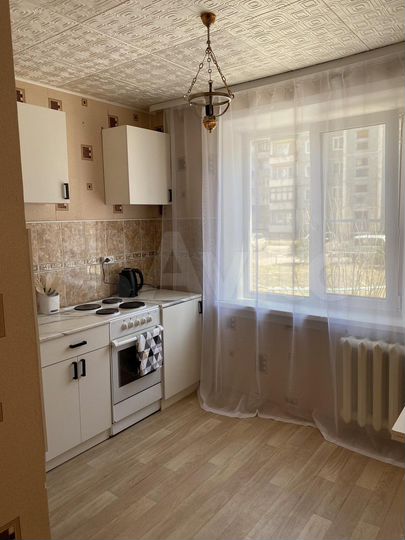 2-к. квартира, 42,5 м², 1/9 эт.