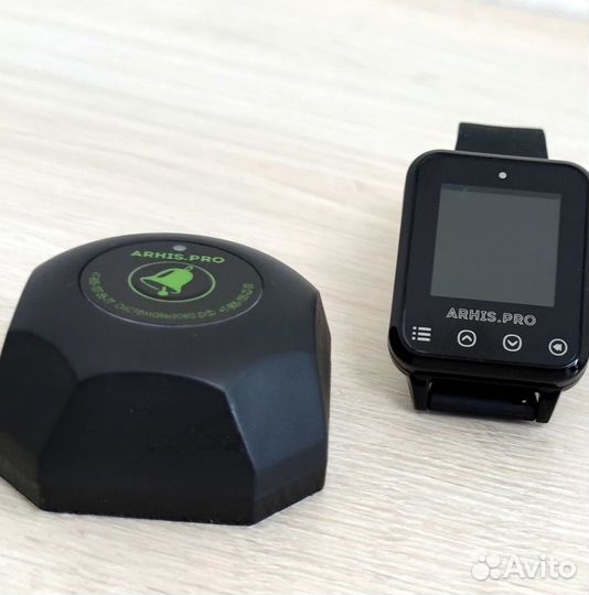 Кнопка вызова официанта, персонала и часы-пейджер