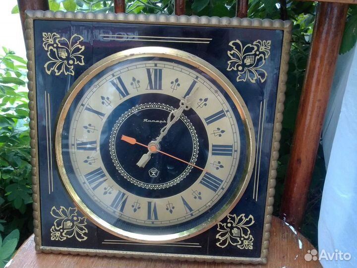 Часы настенные