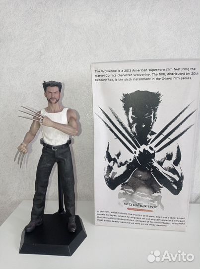 Настольная фигурка