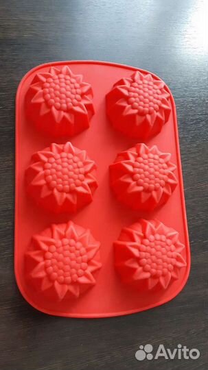 Силиконовая форма для выпечки
