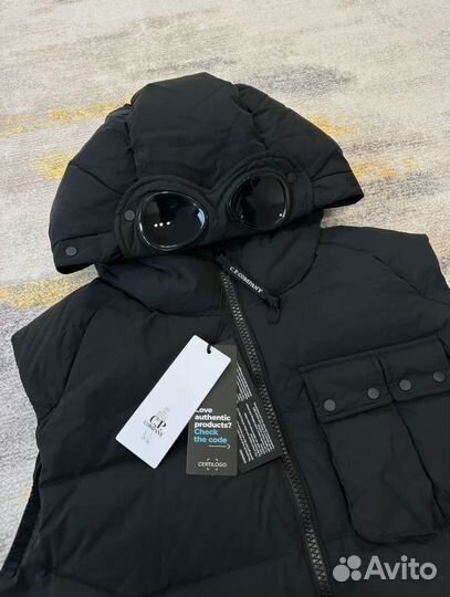 Жилет C.P. Company Down Jacket