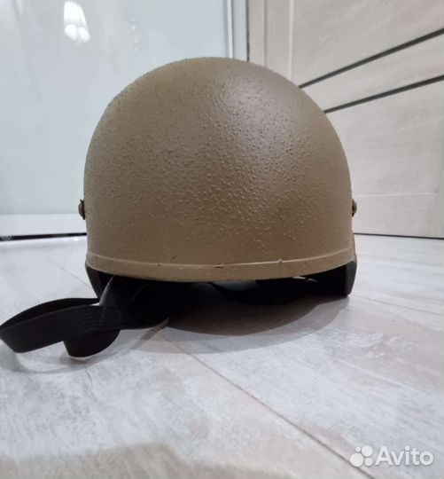 Бронежилет и каска (новые)