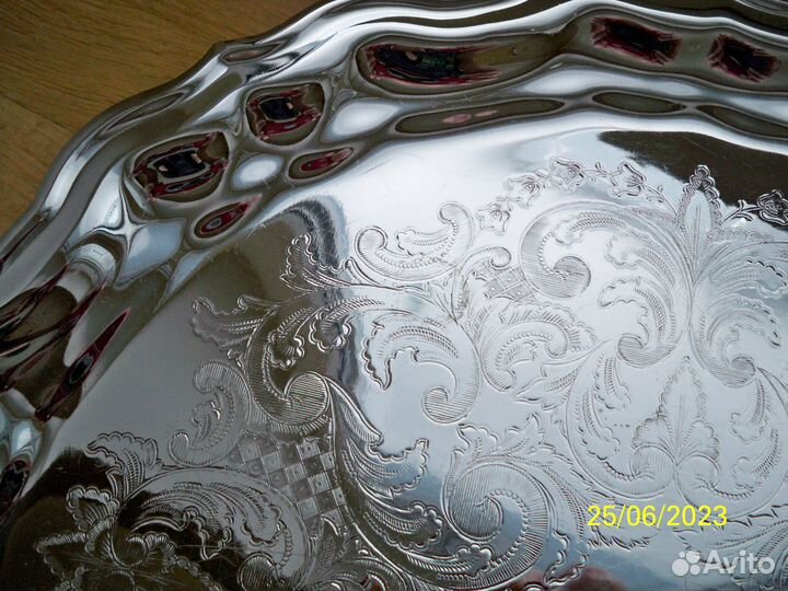 Поднос металлический