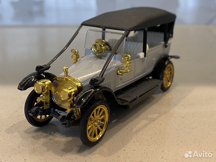 Модель автомобиля руссобалт с24-40 СССР 1:43