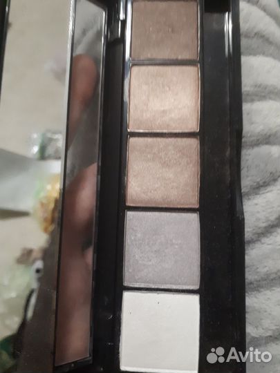 Румяна, тени и стойкие помады