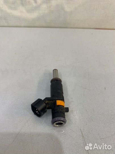 Форсунка Renault Sandero Stepway 5S H4M 2019