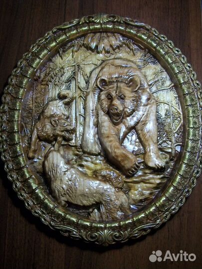 Панно из дерева