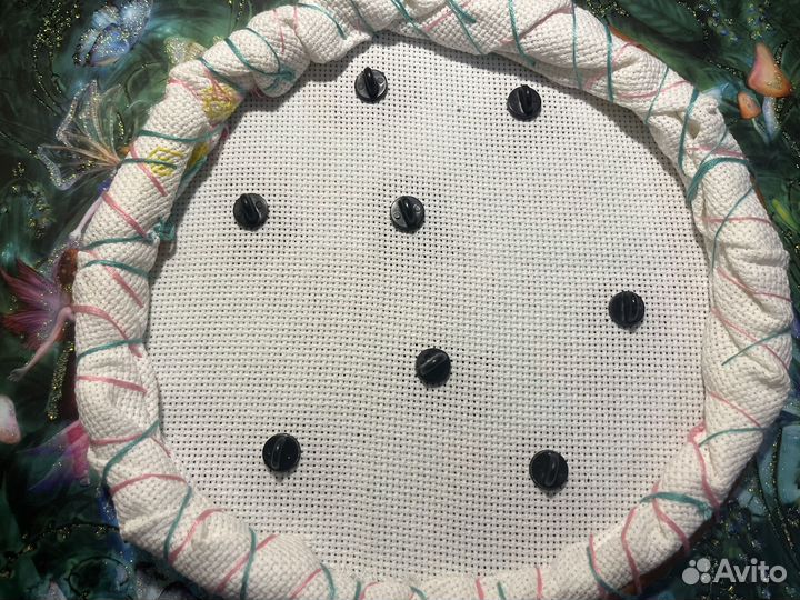 Значок металлический в теме 