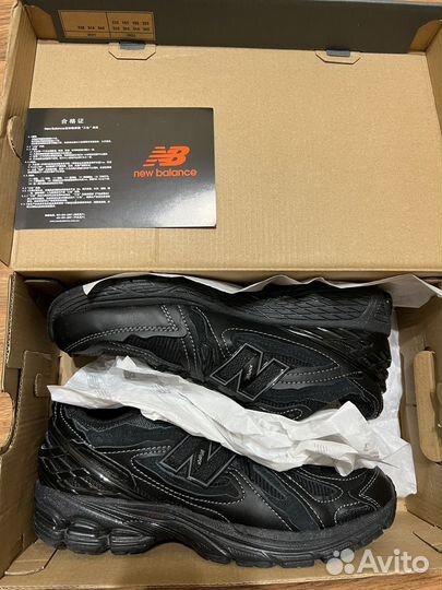 New balance 1906d black