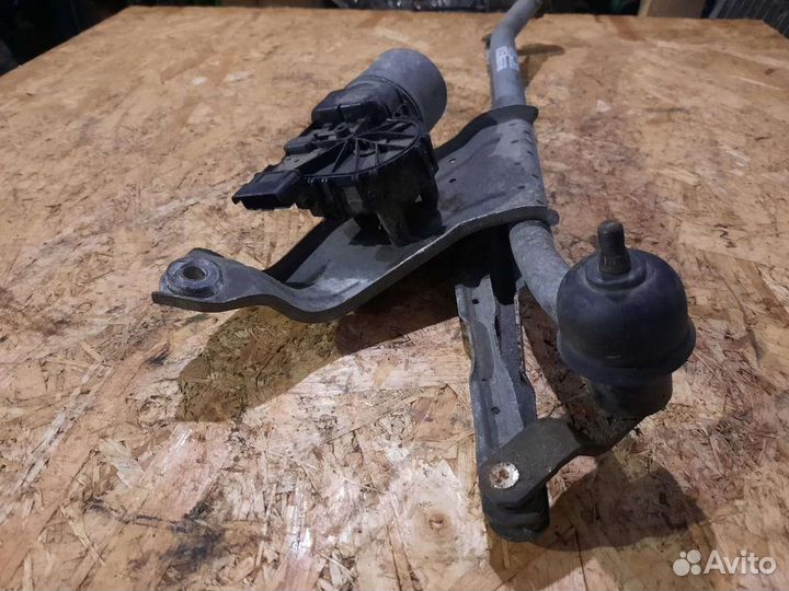 Трапеция стеклоочистителя Renault Duster Sandero