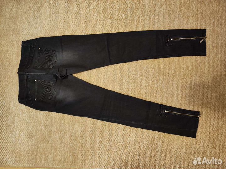 Продам джинсы