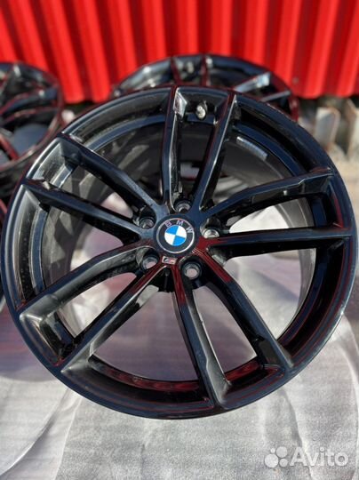 Лиски литые r18 BMW 662 M стиль цвет Jet black