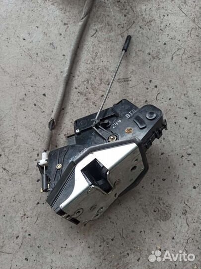 Замок передней правой двери BMW E46
