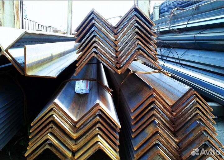 Угол стальной 125*125*8 мм