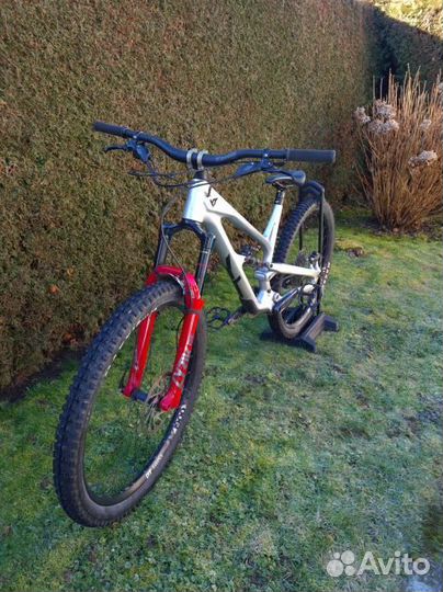 YT Jeffsy Uncaged 4 Blaze 29