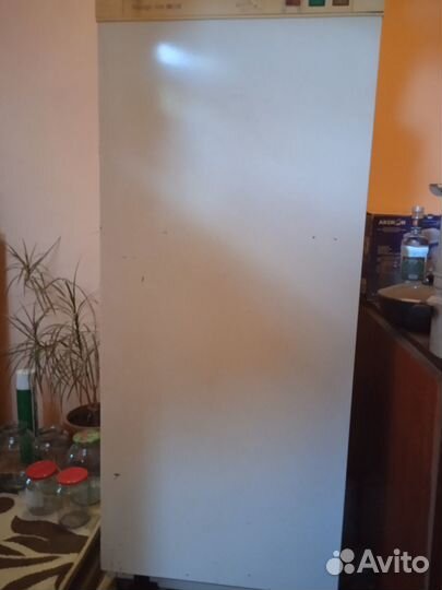 Продам морозилку