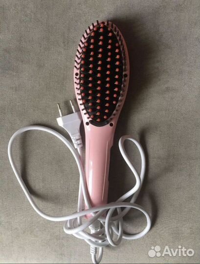 Часы и плойка для волос