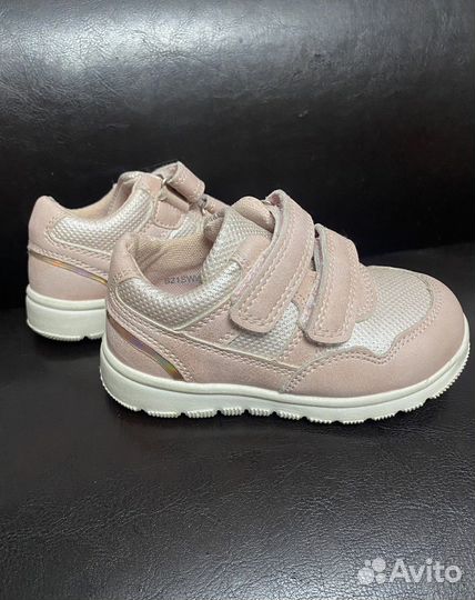 Кроссовки для девочки 21 размер