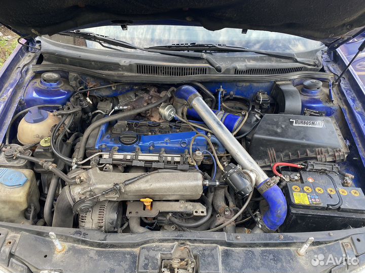 Volkswagen Golf 1.8 МТ, 1998, 350 000 км