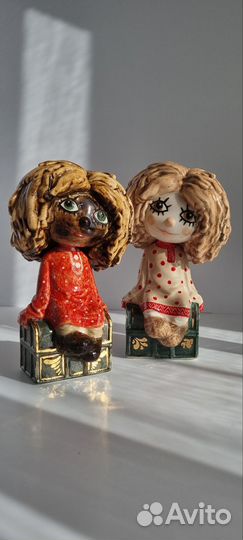 Фарфоровая статуэтка 