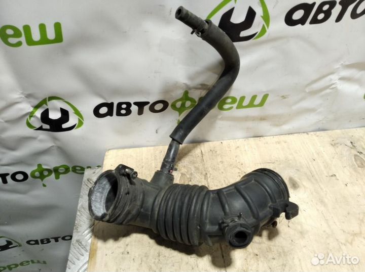 Патрубок воздушного фильтра Kia Cerato 2004-2008