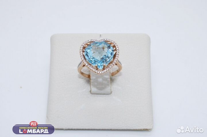 Золотое кольцо с топазом 585