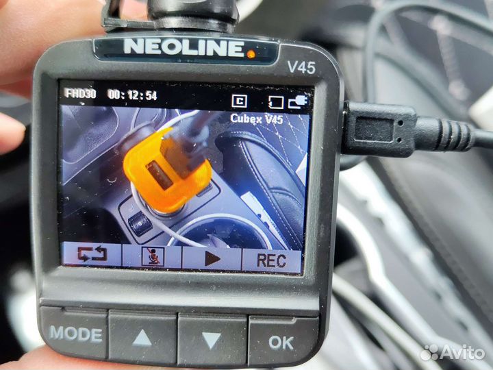 Видеорегистратор. Neolune Cubex V45