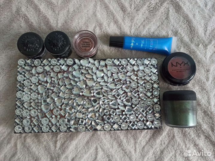 Тени Тамми танука, Mac, Nyx, revolution