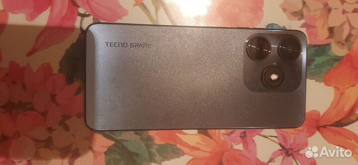 TECNO Spark 10, 8/128 ГБ