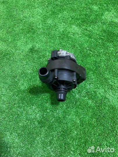 Насос охлаждающей жидкости Bmw 3 F30 B48B20A 2017
