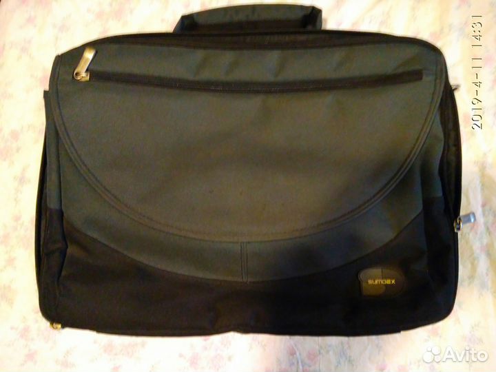 Сумки для ноутбуков с диагональю экрана до 16