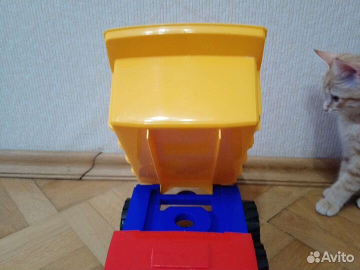 Камаз игрушечный