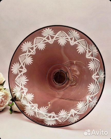 Хрустальная ваза. Марганец