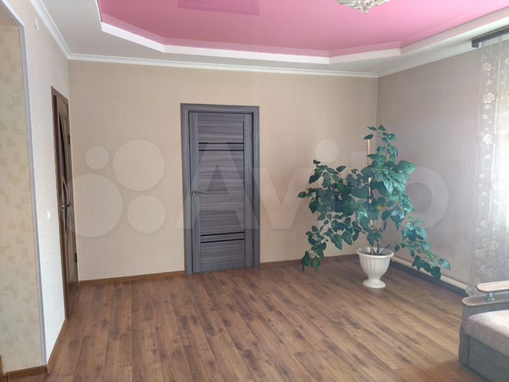 Дом 166 м² на участке 6 сот.