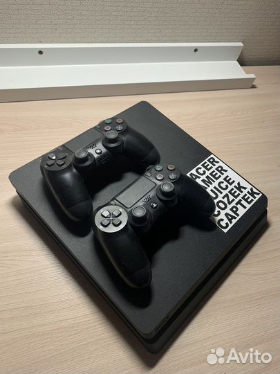 PS4 slim