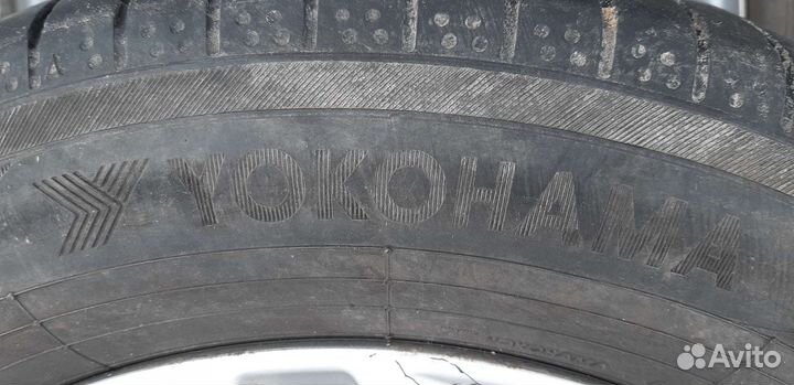 Yokohama BluEarth-A 195/65 R15
