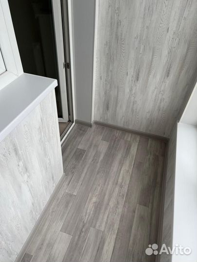 Остекление балконов и лоджий в Москве